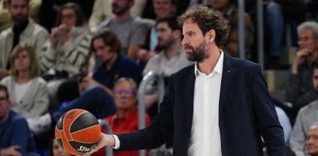 Roger Grimau, entrenador del Barça, en el partido ante el Asvel Villeurbanne