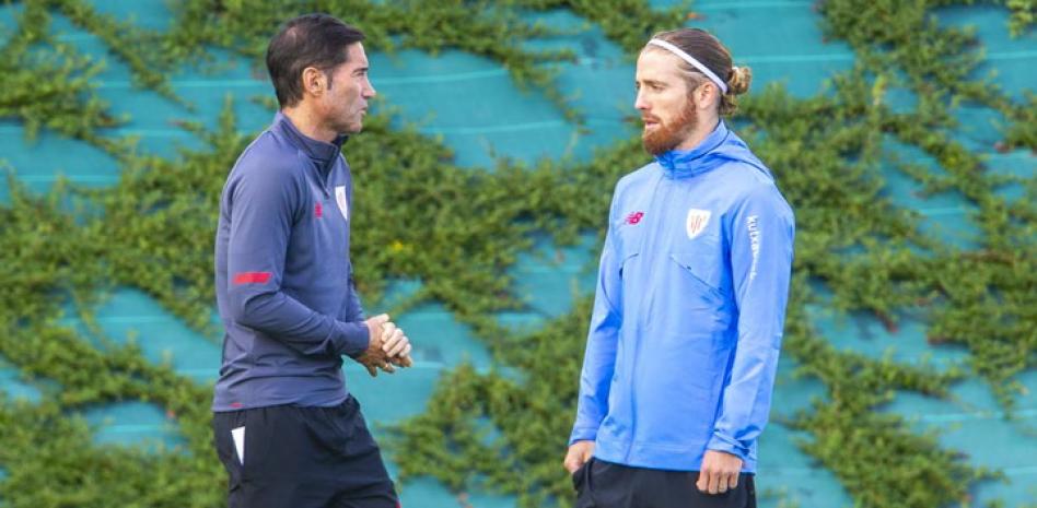 Muniain sufre molestias musculares