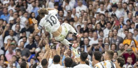 Así se ha despedido Modric del Real Madrid en el Bernabéu