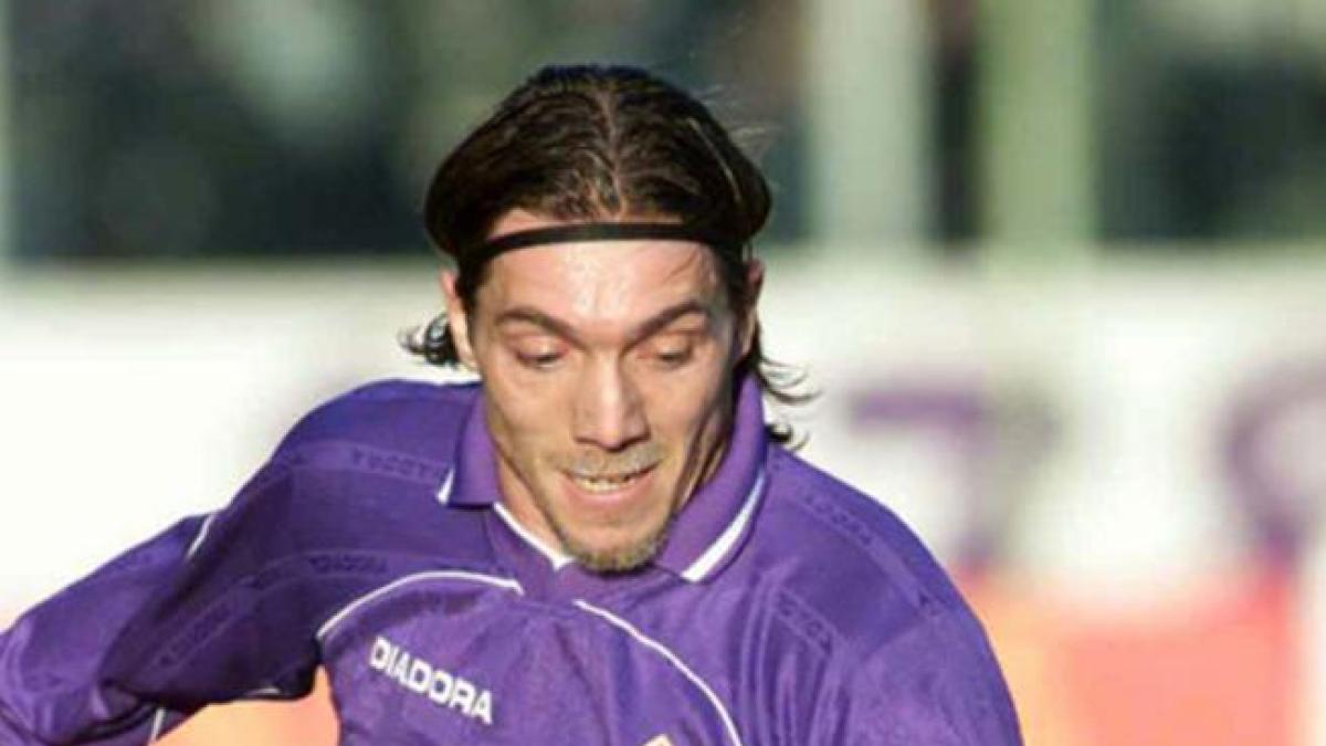 Mi gol de chilena al Barça me lo pongo cada día desde hace casi 30 años