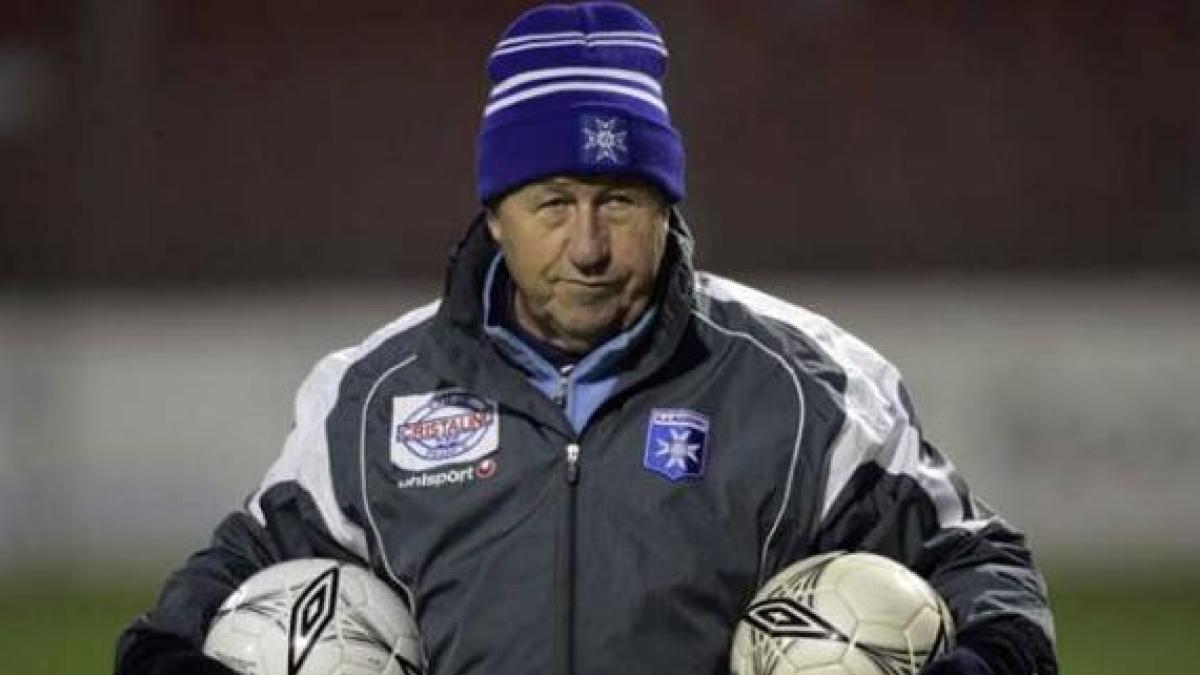 La mujer está hecha para parir, con caderas más anchas. Y el fútbol no está hecho para caderas anchas