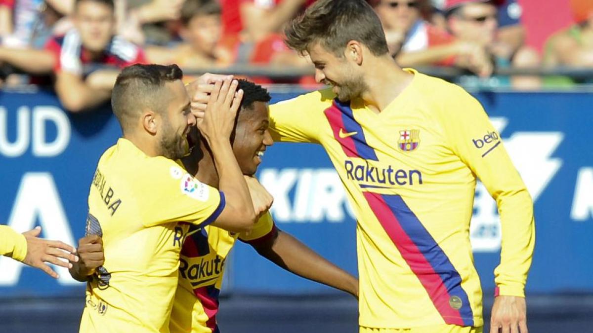 Ansu espera su turno en un estadio inolvidable
