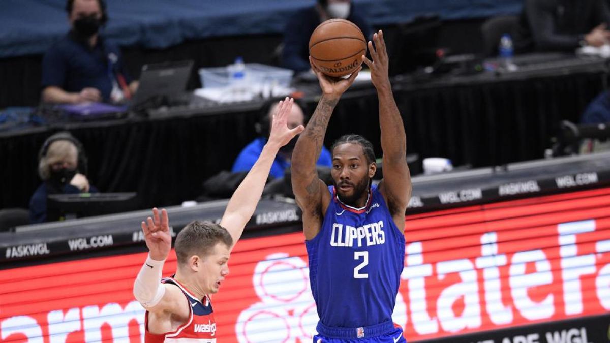 Kawhi renueva con Clippers por cuatro años y 176,3 millones de dólares