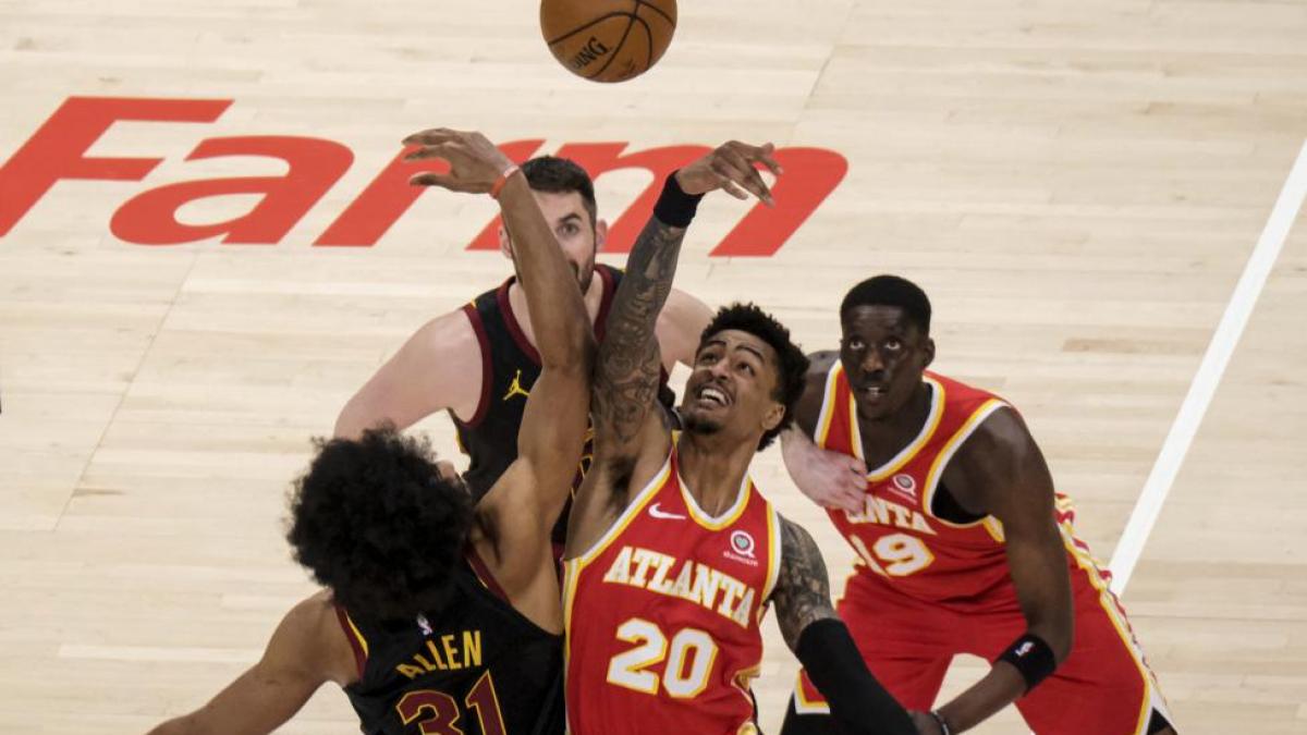 Los Hawks tienen a diez jugadores con Covid-19