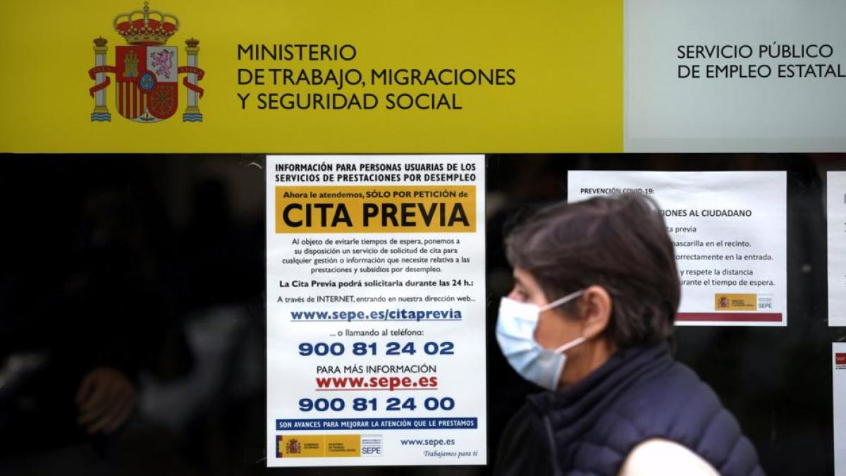 Notición del SEPE: adiós a cobrar la mitad del paro a partir de esta fecha