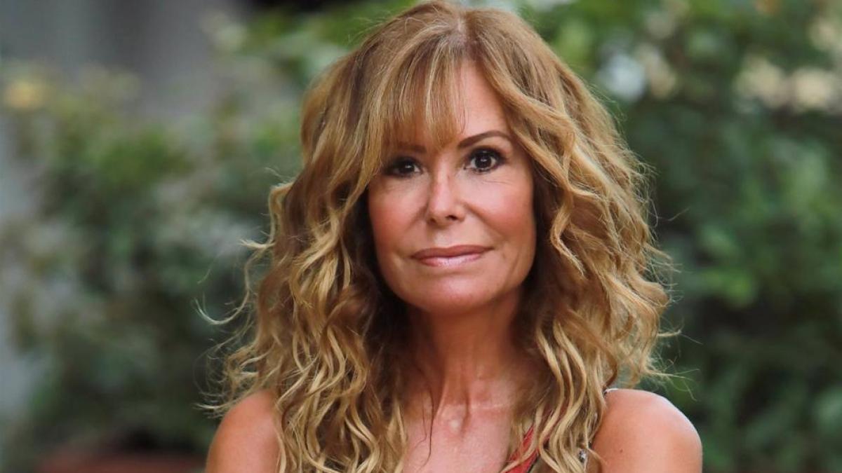 Lara Dibildos, pillada con su nuevo novio: 14 años menor que ella y ex de Telecinco