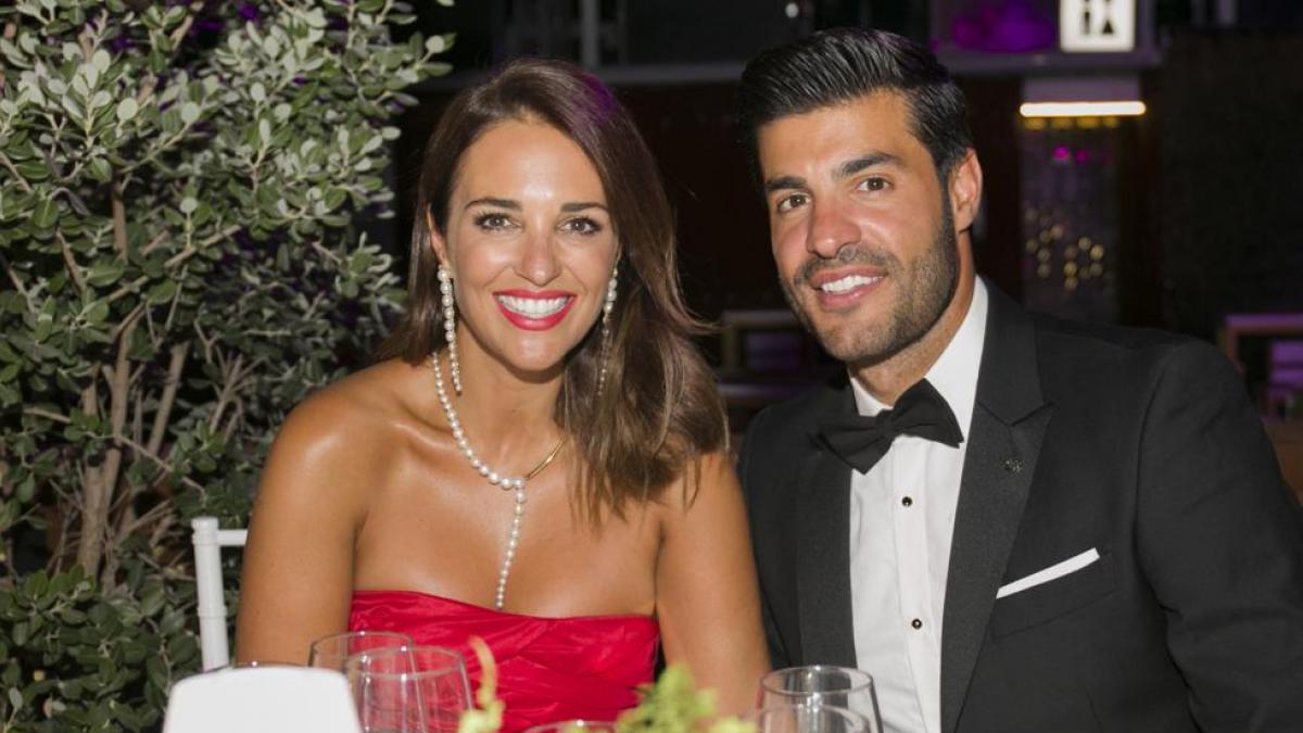 Miguel Torres se deshace con el último posado de Paula Echevarría en ropa interior en Instagram