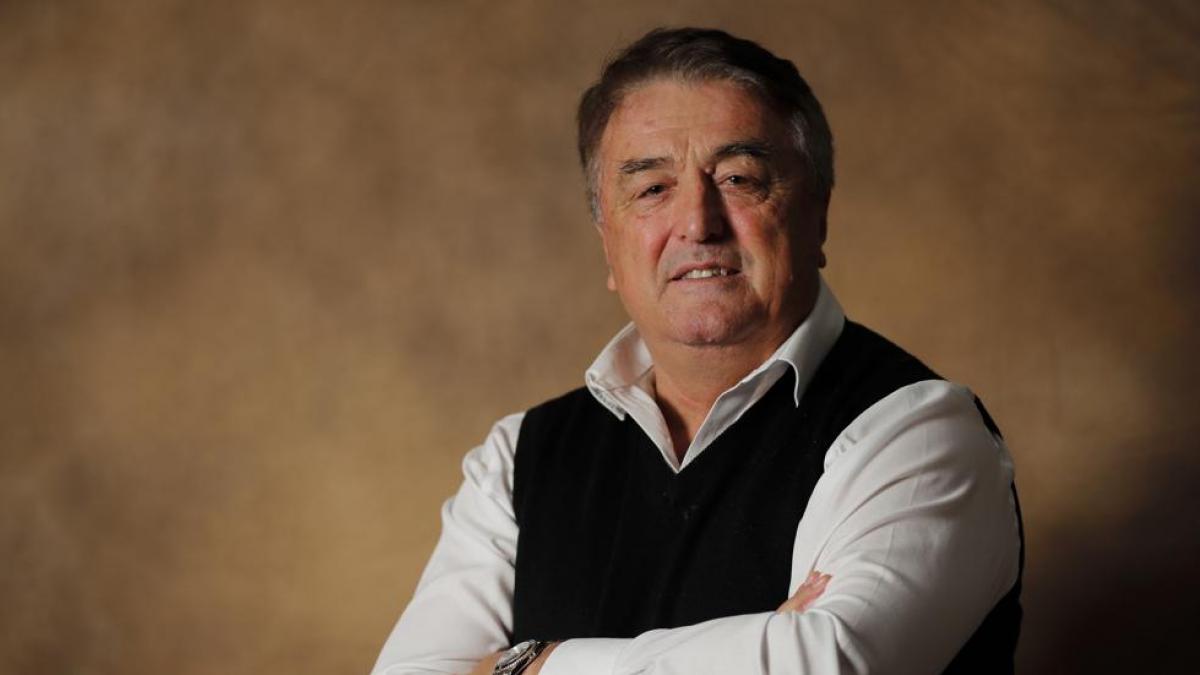 Bautizan estadio serbio con el nombre del legendario Radomir Antic