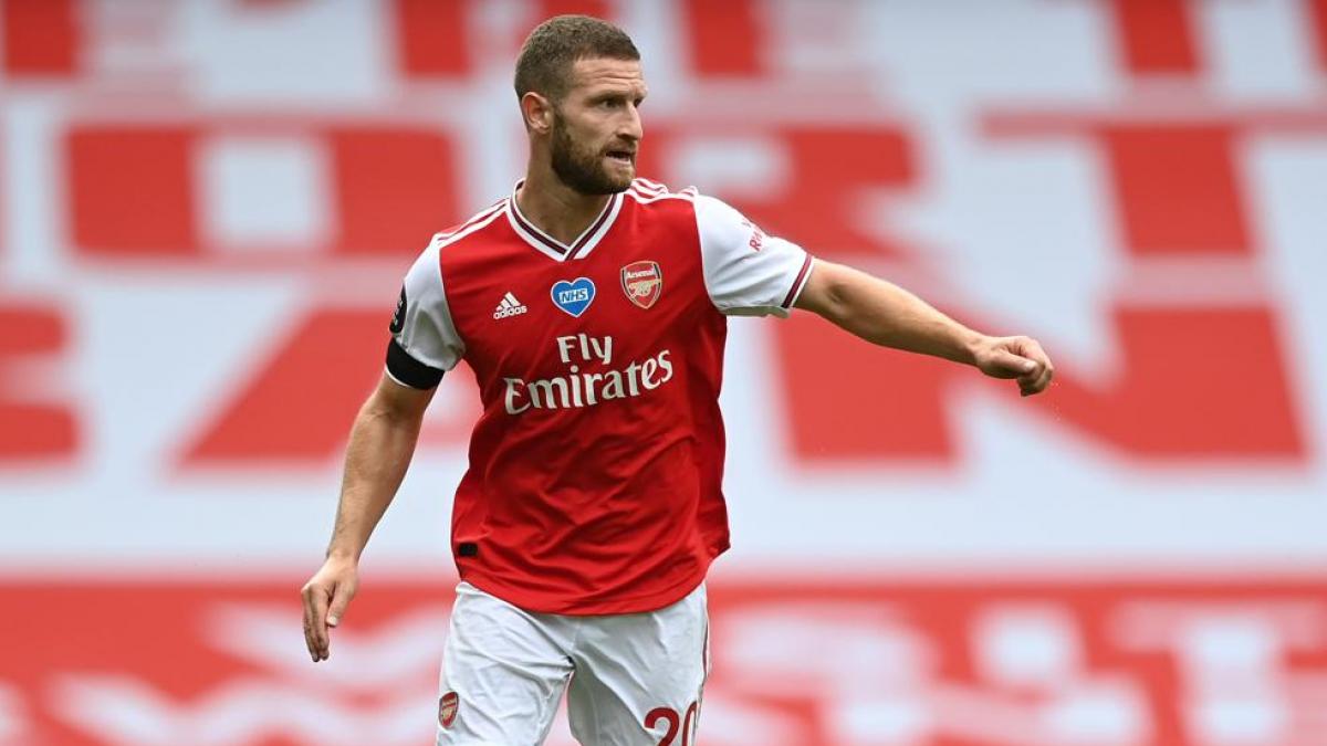 El Levante negocia el fichaje de Mustafi