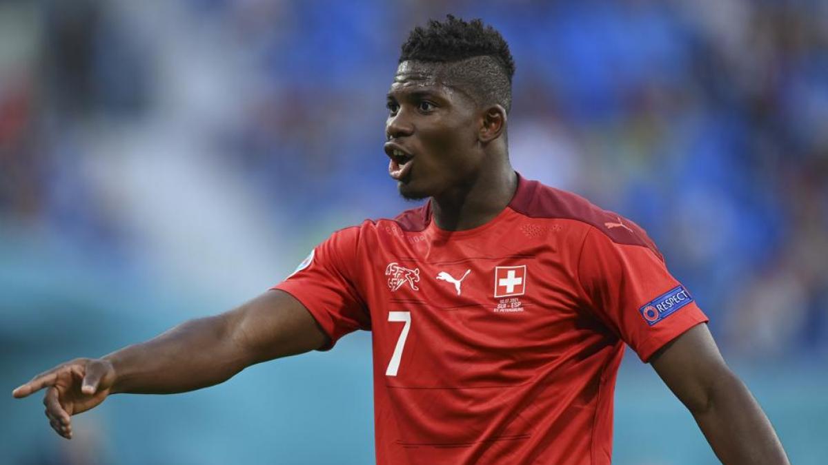 Suiza golea a Lituania (0-4) y da caza a Italia en el Grupo C