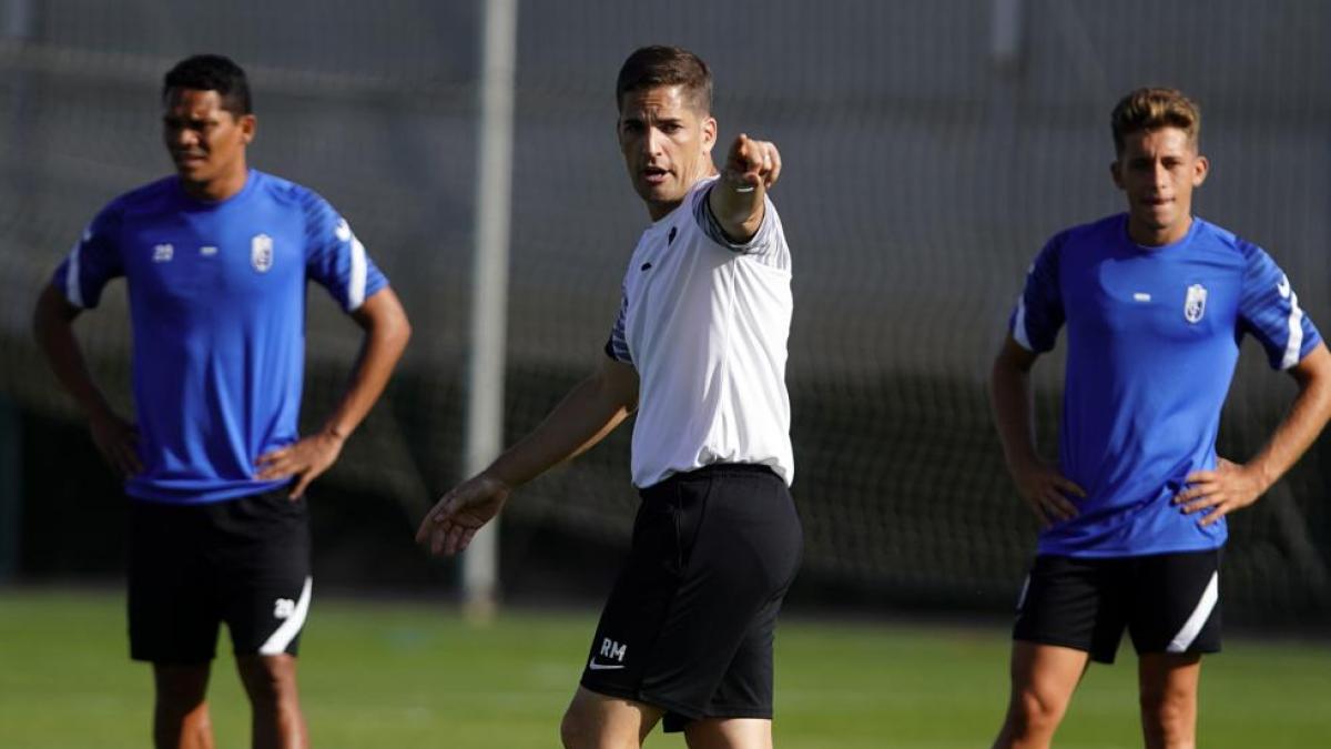 Robert Moreno pide un Granada valiente en ataque