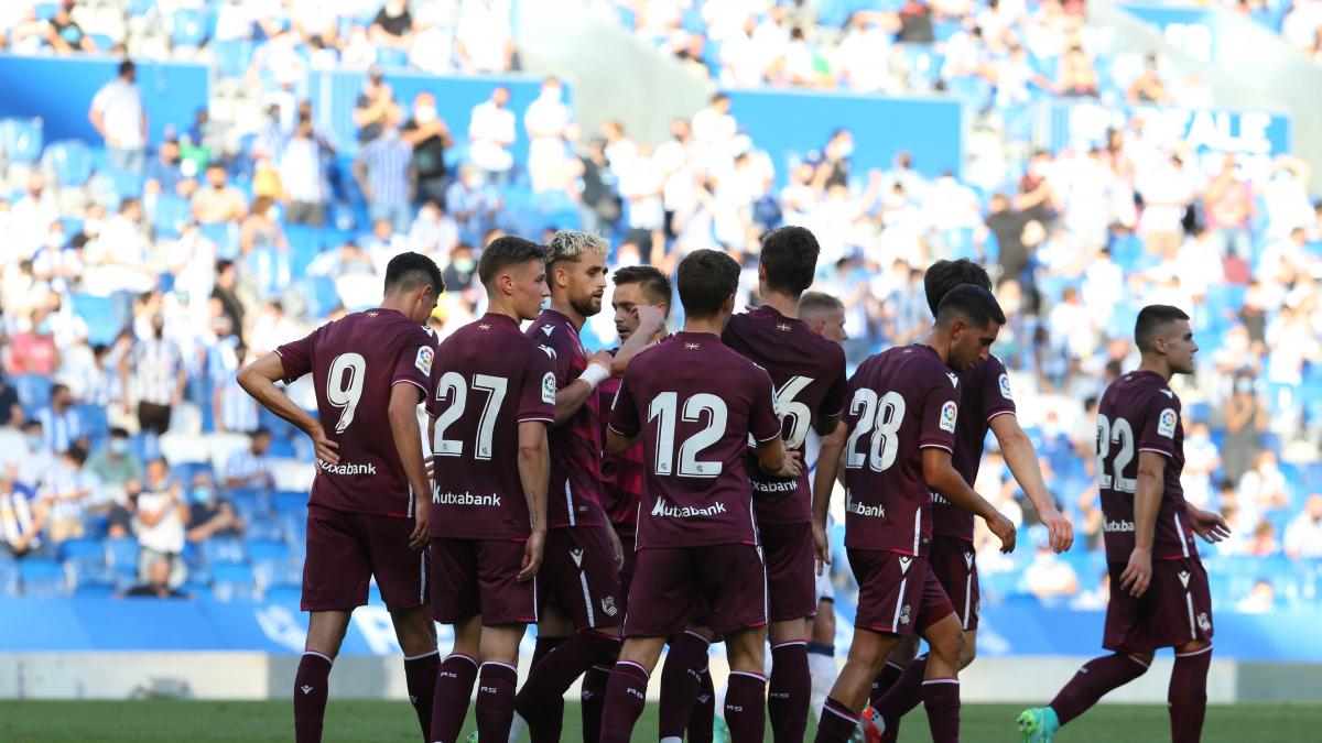 Ensayo de lujo y 6.715 miradas