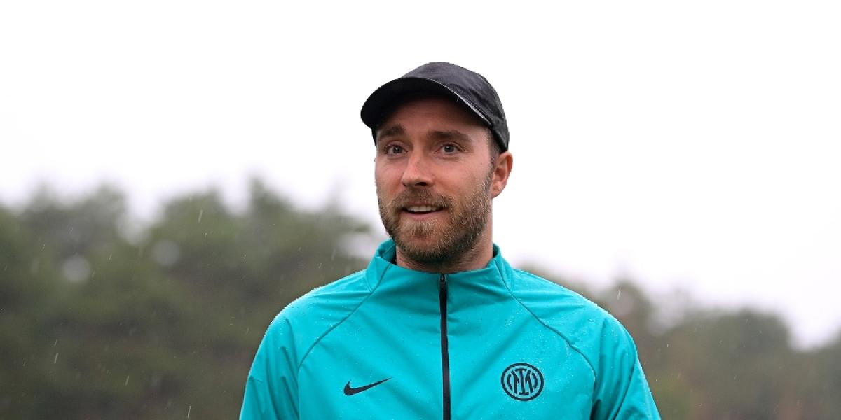 Eriksen puede entrenar en un mes