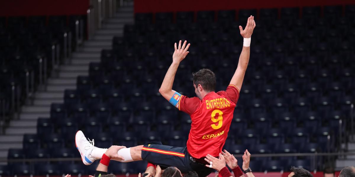 Gijón homenajea a Raúl Entrerríos