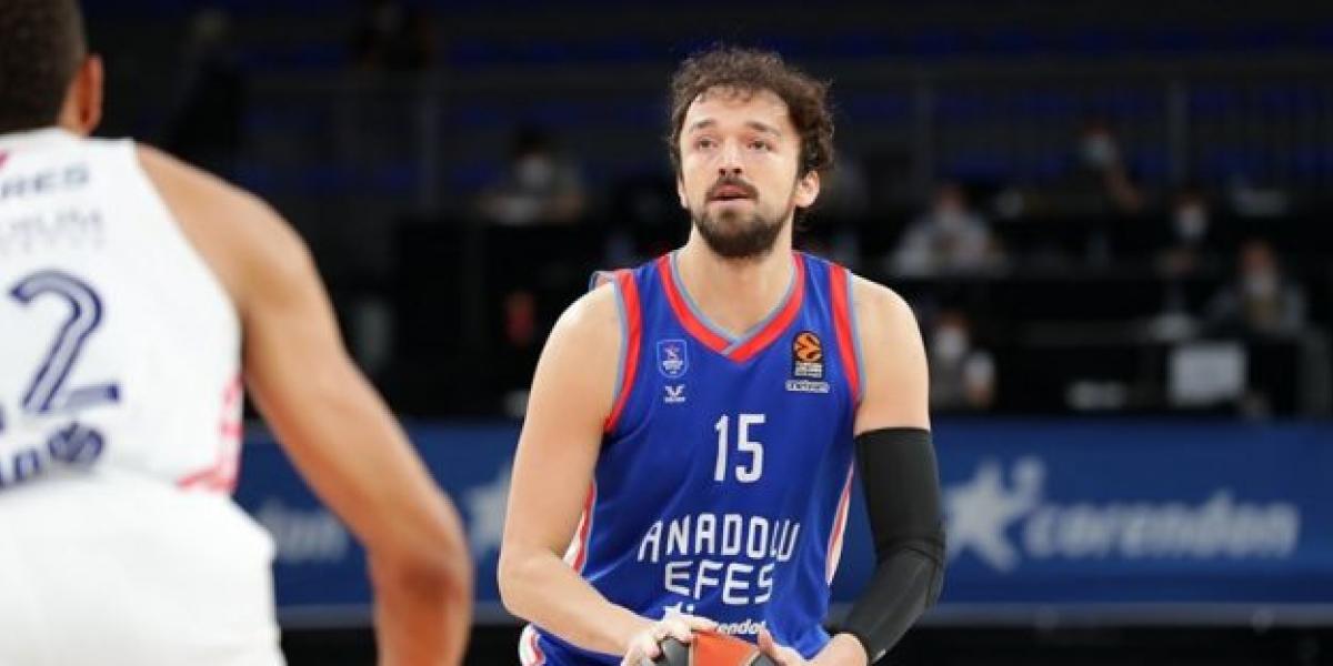 El Efes no encuentra sustituto para el azulgrana Sanli