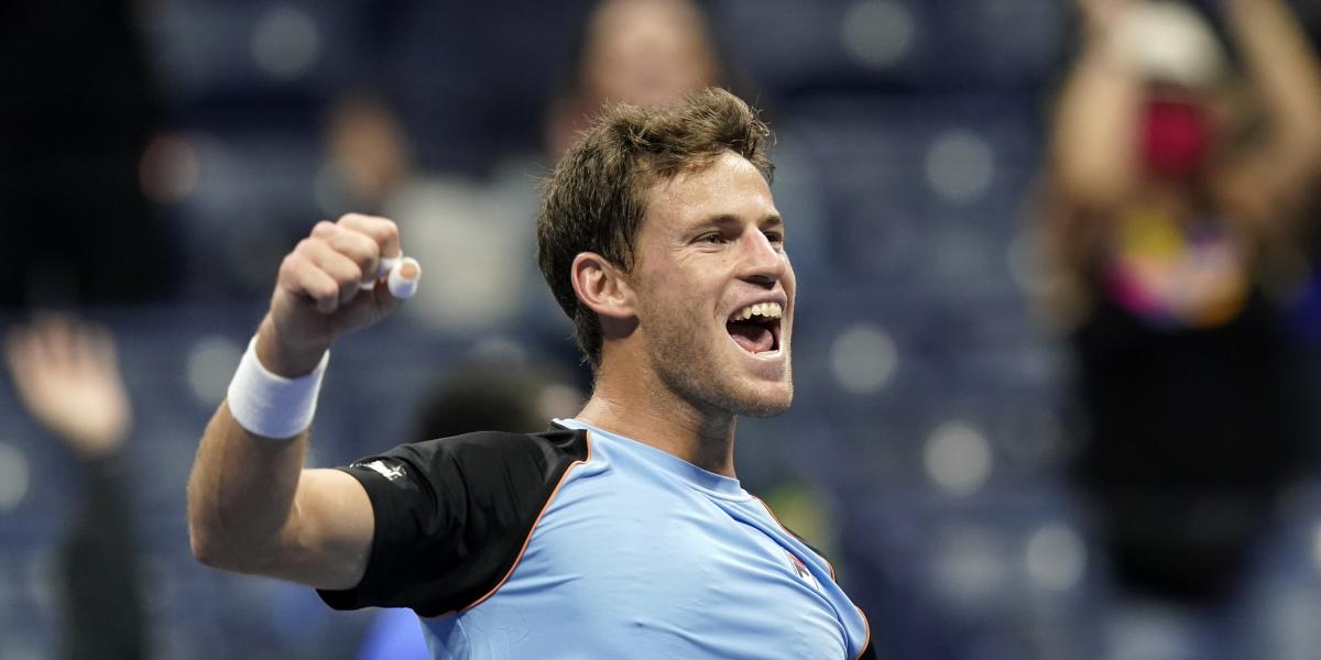 Schwartzman supera de madrugada a Anderson y a la lluvia