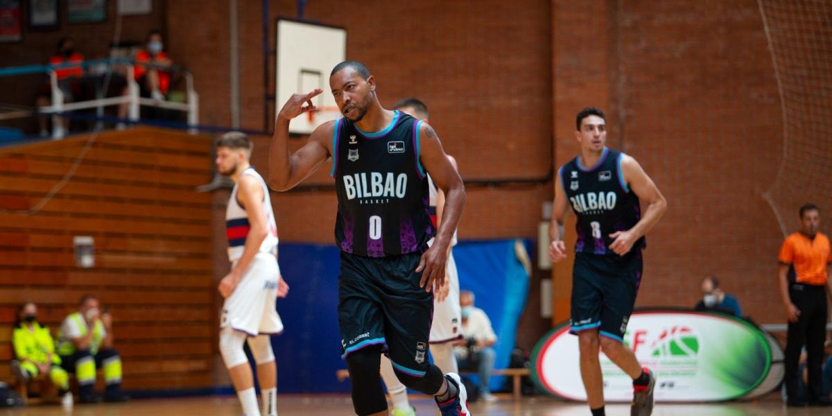 93-68. Bilbao Basket gana con claridad al Baskonia y conquista la Euskal Kopa