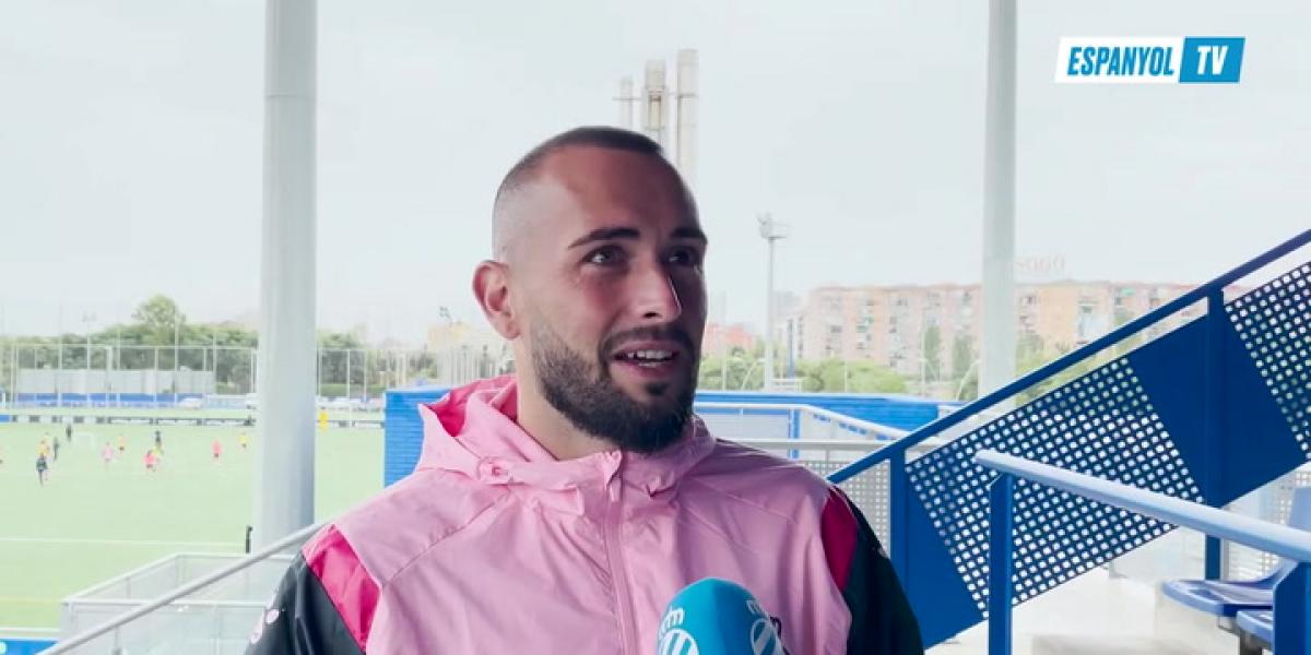 Aleix Vidal: Fue una alegría extra ganarle a un equipo grande