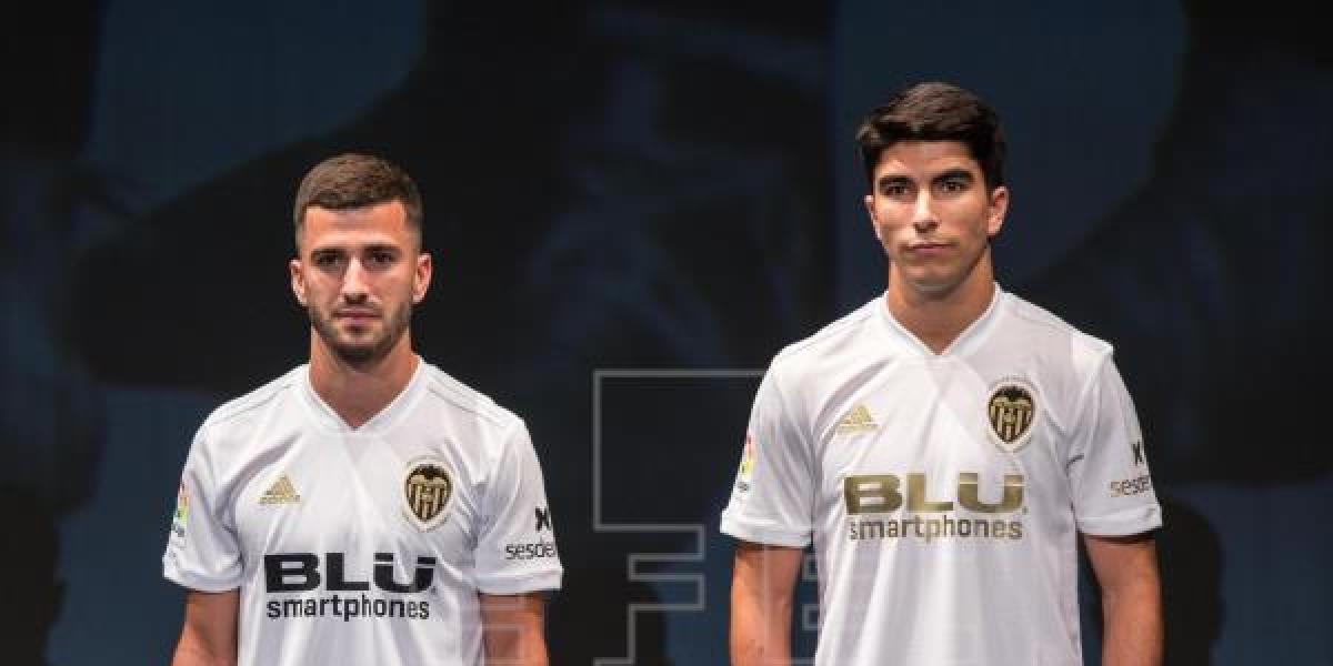 El objetivo del Valencia es blindar a Gayà y Carlos Soler