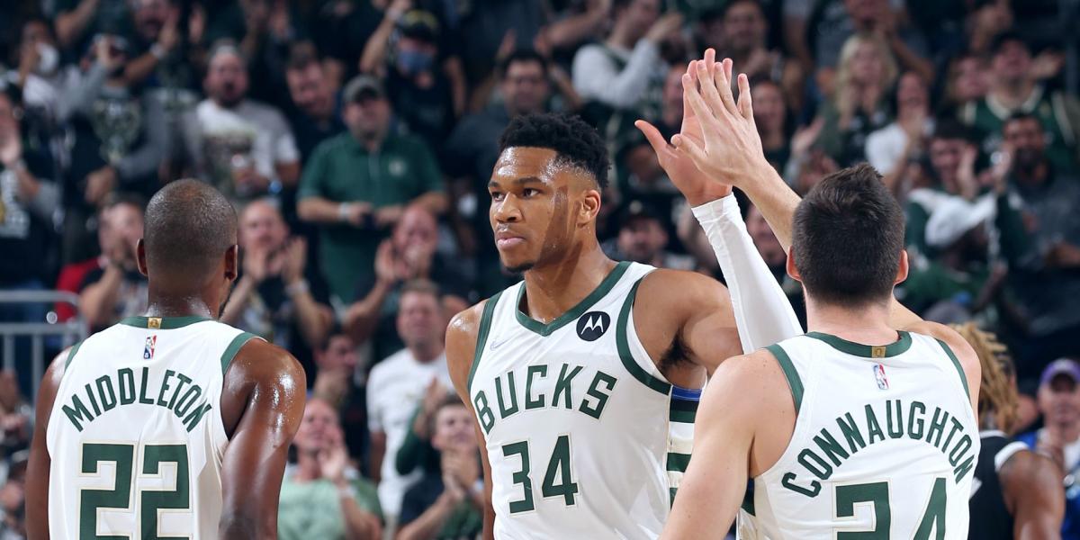 Los Bucks arrancan con fiesta y paliza sobre los Nets