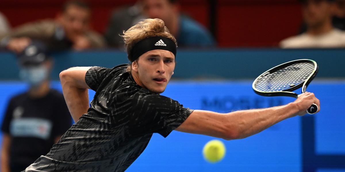 Zverev y Tsitsipas avanzan en Viena
