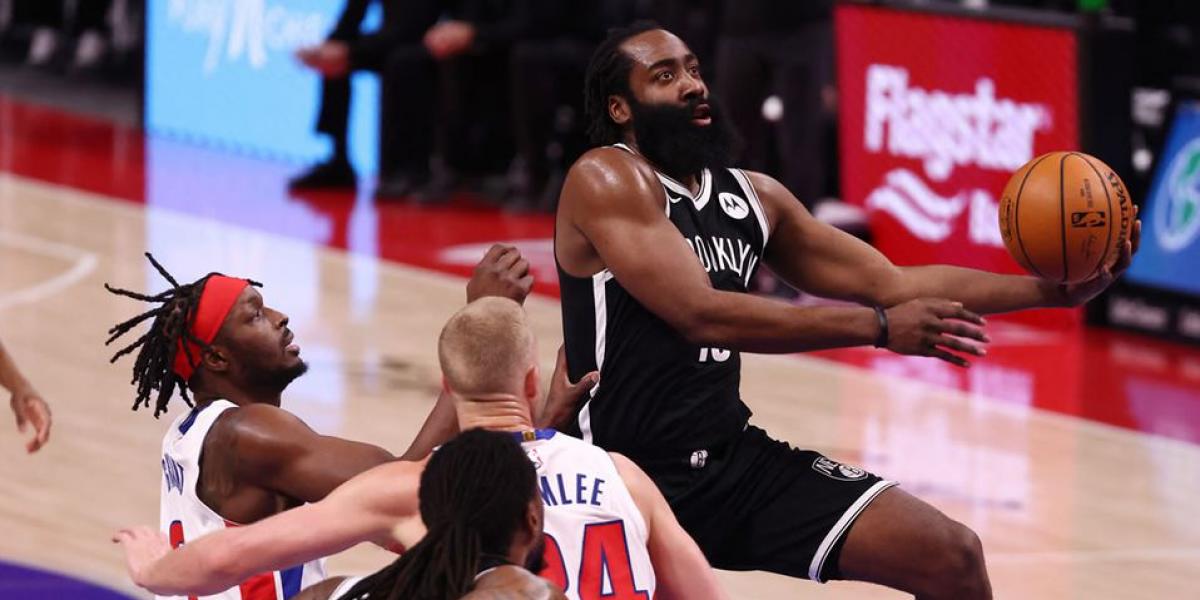 Harden despierta, Durant ejecuta y los Nets ganan en Detroit