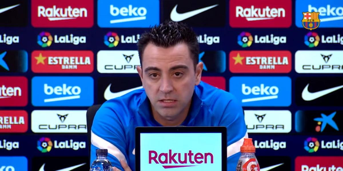 Xavi dedica elogios a Memphis, Gavi, Frenkie y Coutinho