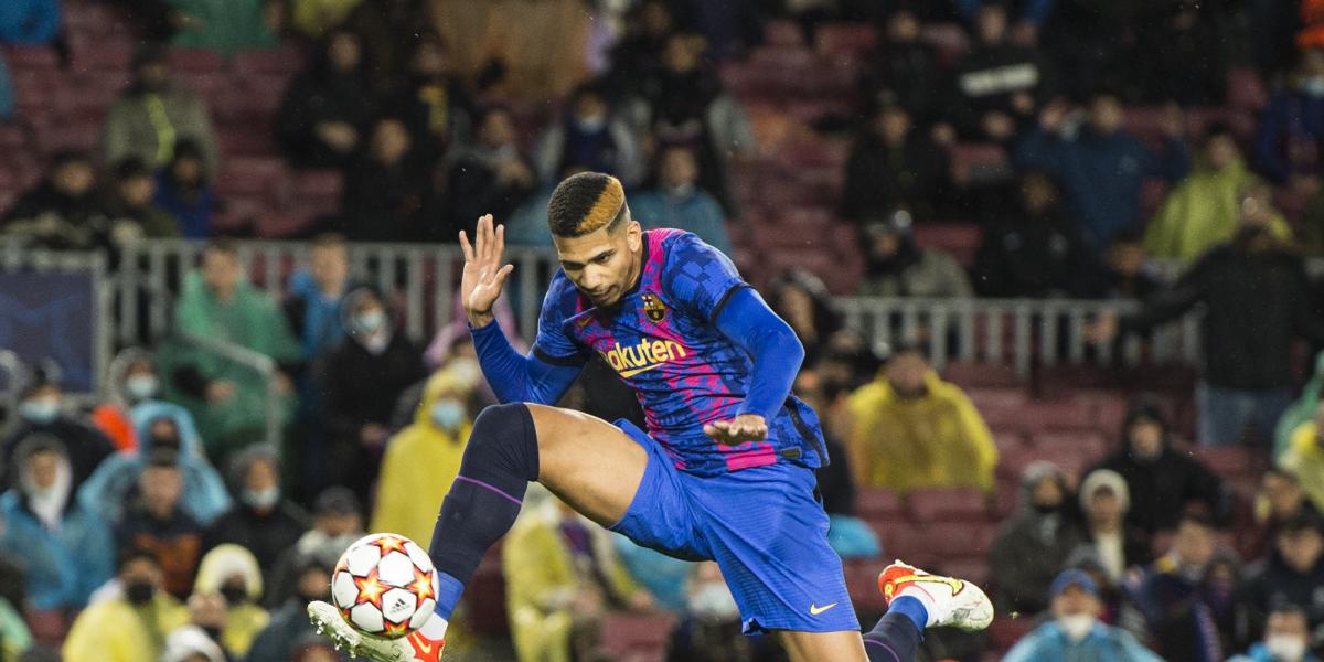 Araujo, con ofertas de la Premier League