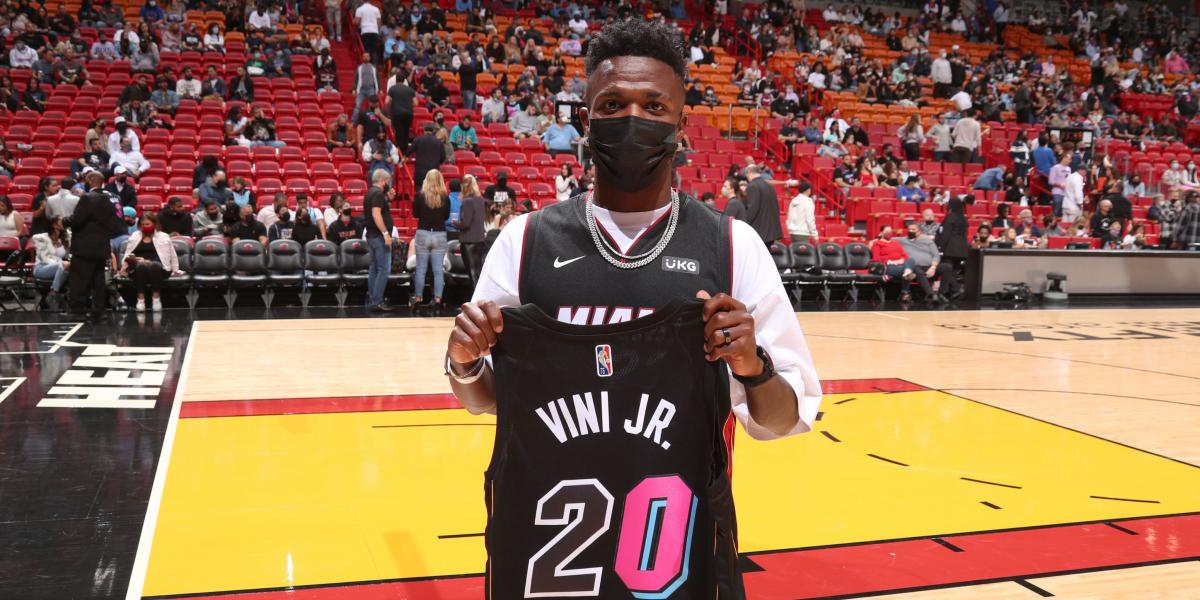 Vinicius se pasa a la NBA