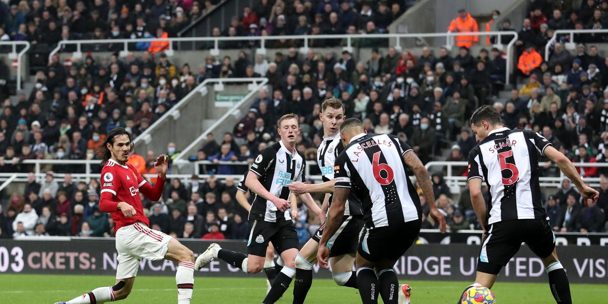 De Gea y Cavani evitan la derrota del United en Newcastle