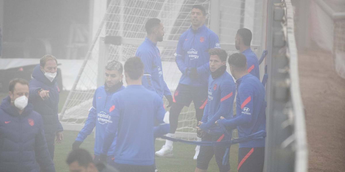 Trippier no estuvo en la sesión del Atlético