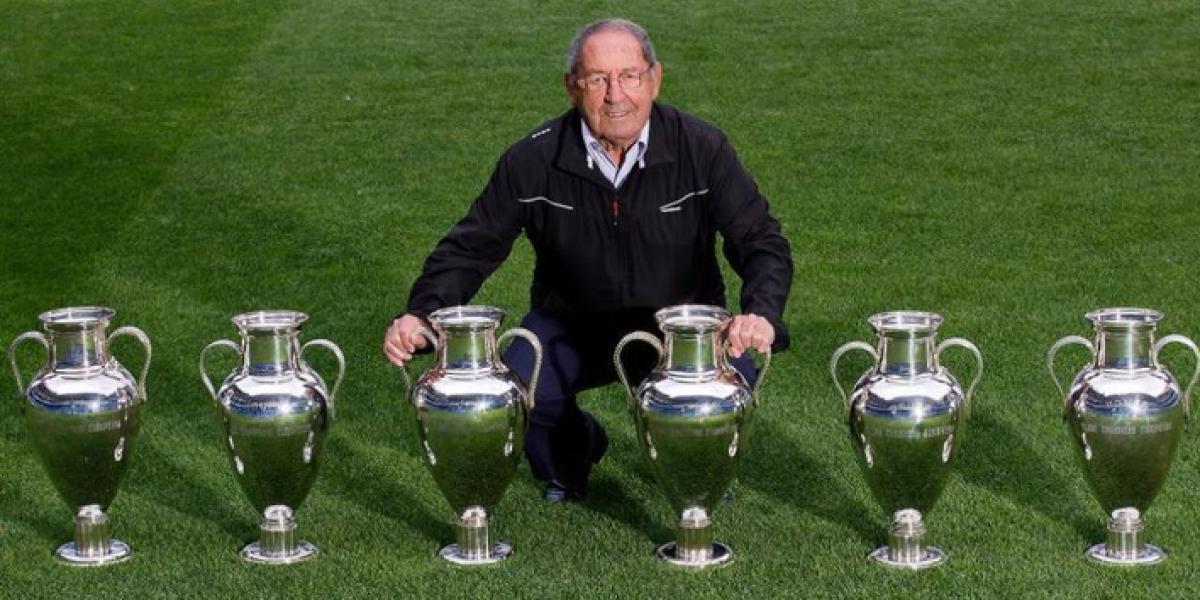 Homenaje a Gento antes del Real Madrid-Elche