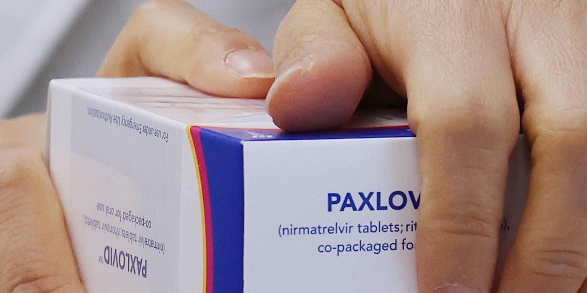 Pfizer afirma que la pastilla anticovid que llegará a España también sirve contra ómicron