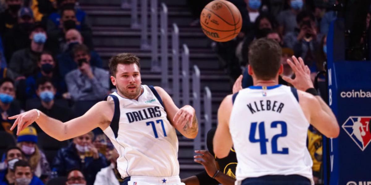 Luka Doncic lo vuelve a hacer: triple-doble y asistencia mágica por la espalda