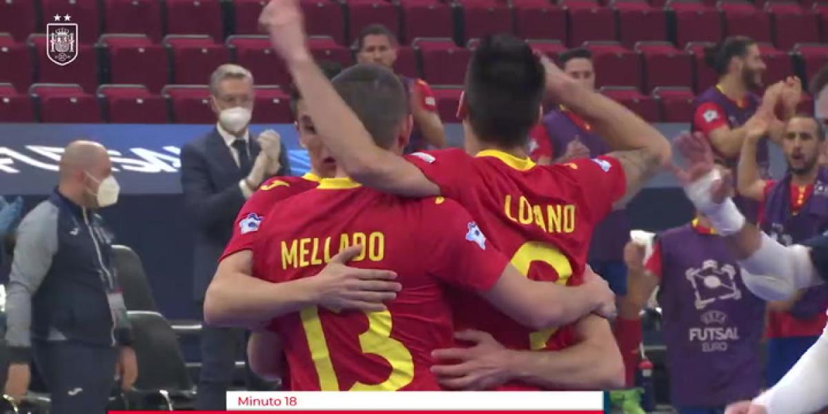 España goleó a Bosnia (5-1) en el inicio del Europeo de futsal