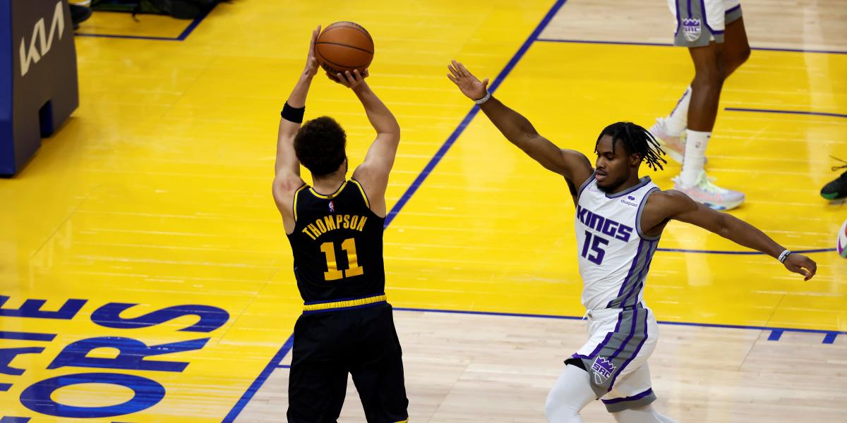 Los triples ya llueven para Klay Thompson