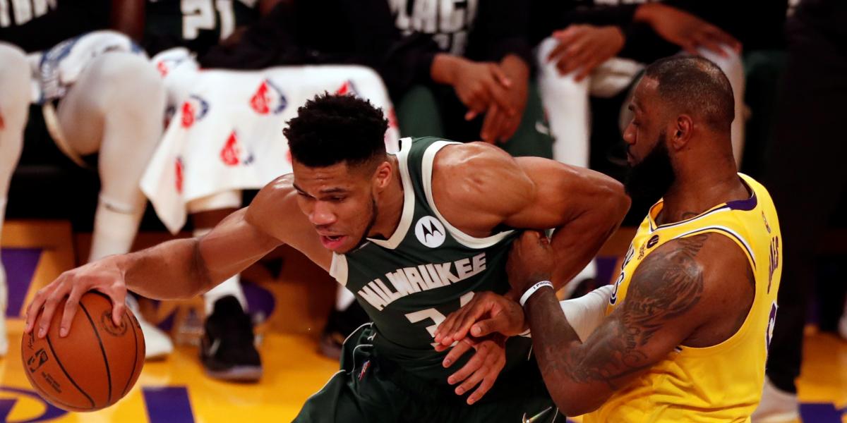 Los Bucks fulminan a los Lakers con un monumental Antetokounmpo