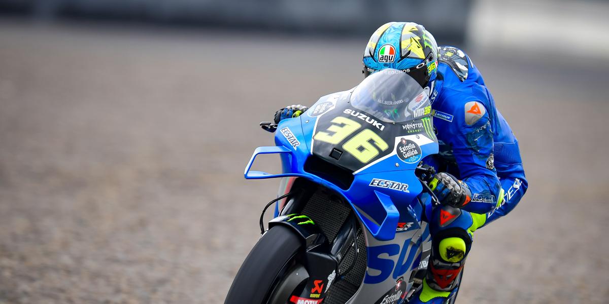 Joan Mir da un paso adelante pese a que el Covid entra en su box