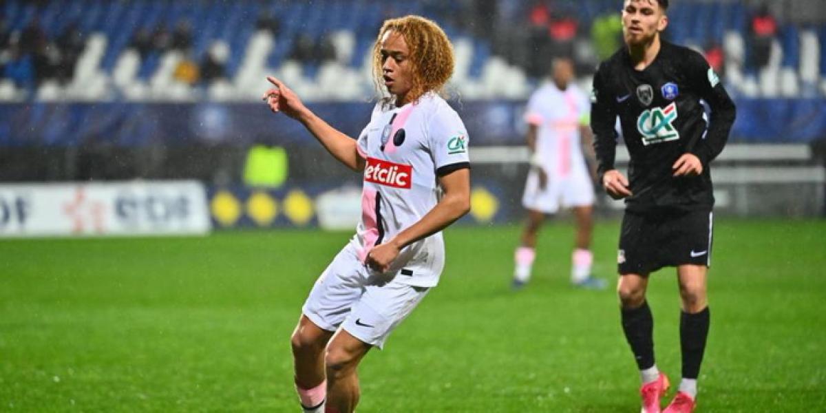 El PSG aprieta por Xavi Simons