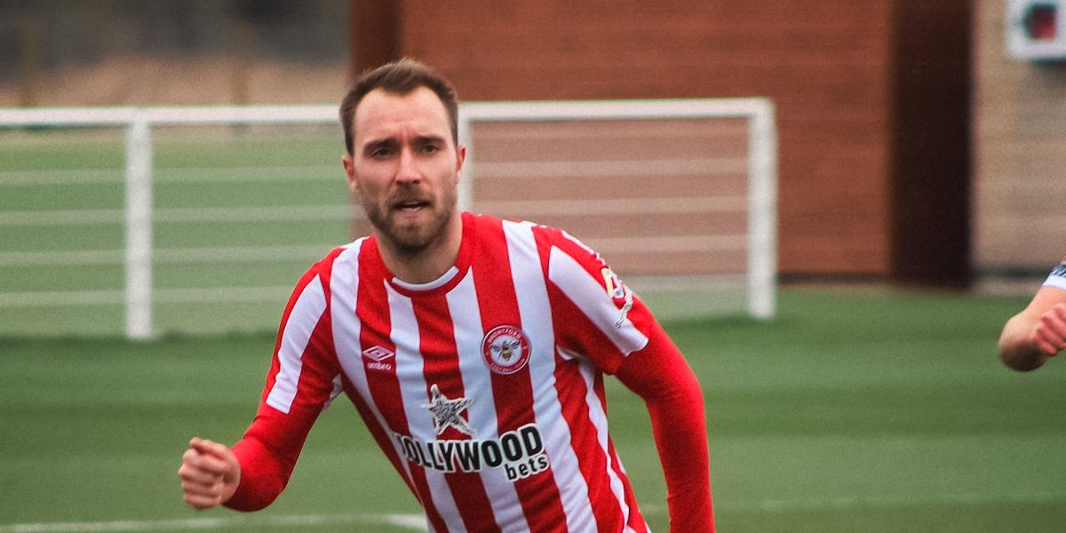 Eriksen juega 8 meses después el día de su 30º aniversario