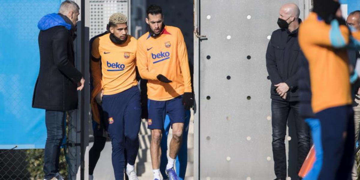 Nueve jugadores trabajan en su día de fiesta
