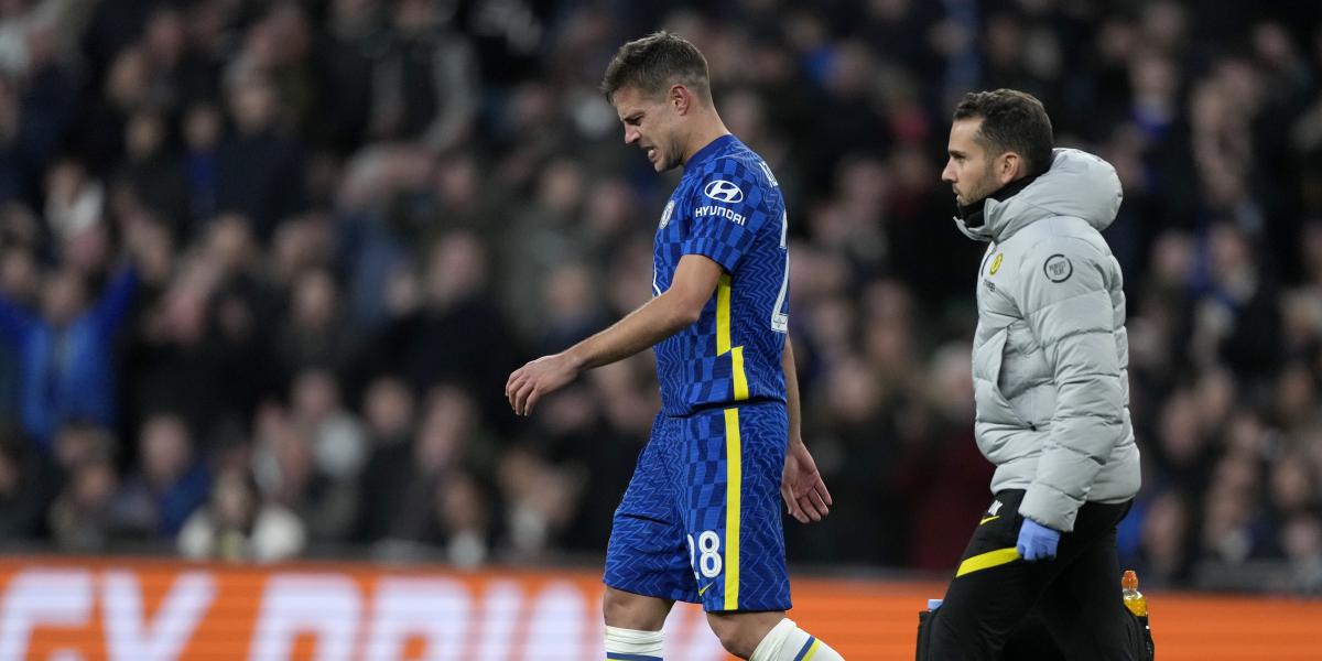 Azpilicueta se retira lesionado de la final