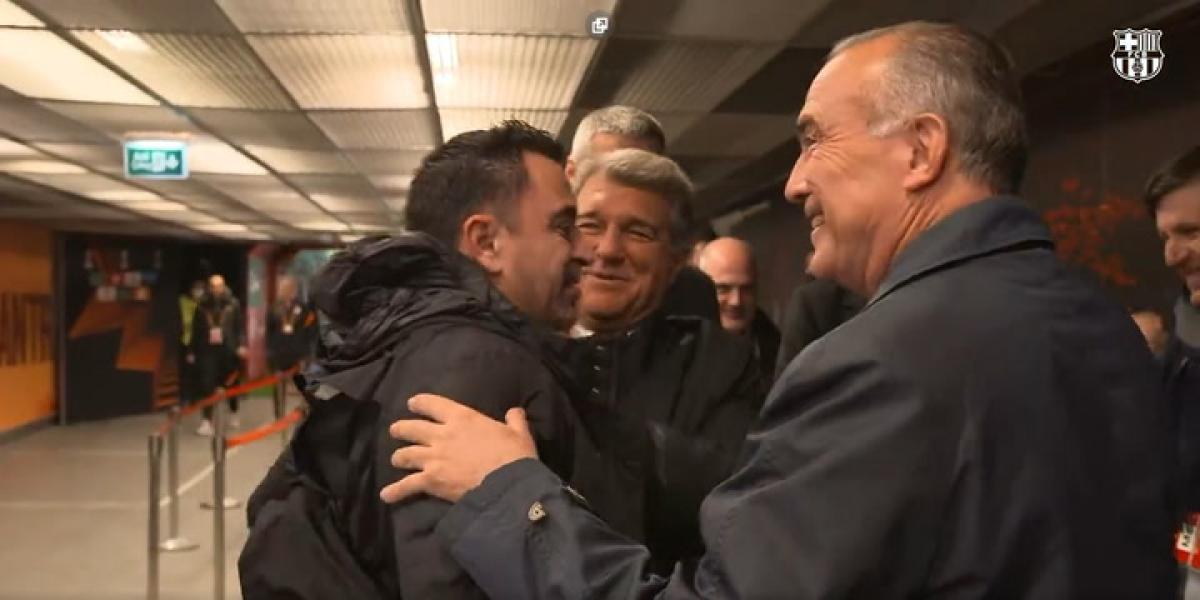 Efusiva celebración del Barça tras pasar a cuartos de la Europa League