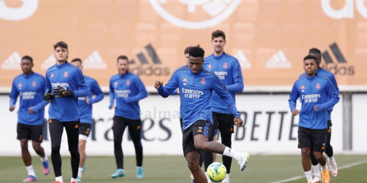 Último entrenamiento del Real Madrid antes del Clásico