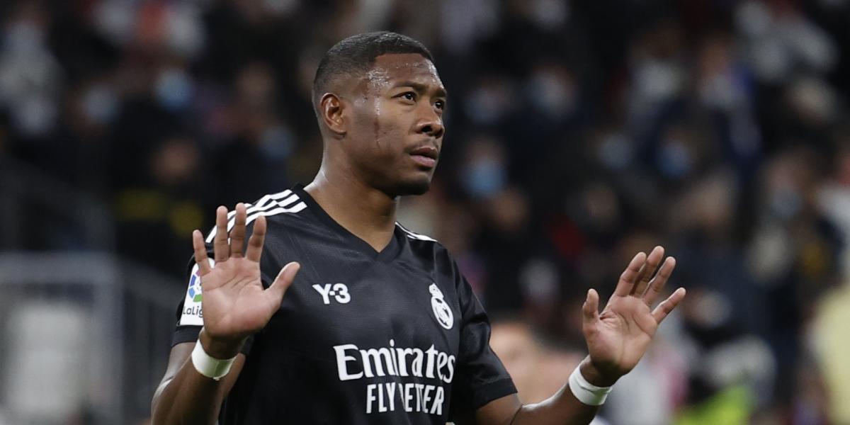 Alaba, retratado en los goles del Barcelona