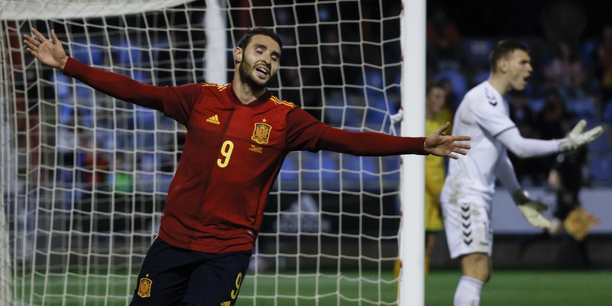 8-0: Exhibición de la Rojita, a un punto del Europeo