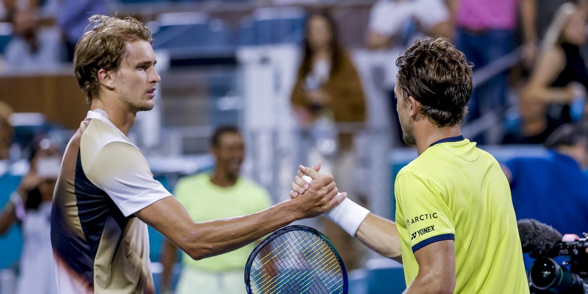 Zverev, eliminado a manos de Ruud, que se las verá con Cerundolo