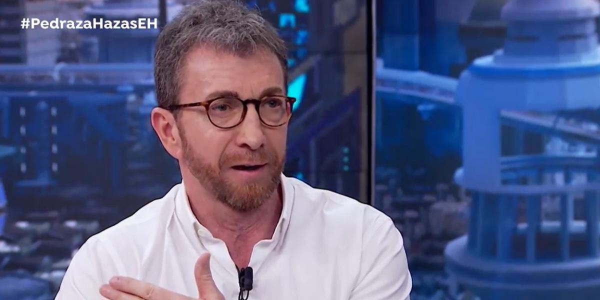Pablo Motos explica por qué tiene que llevar gafas en el programa