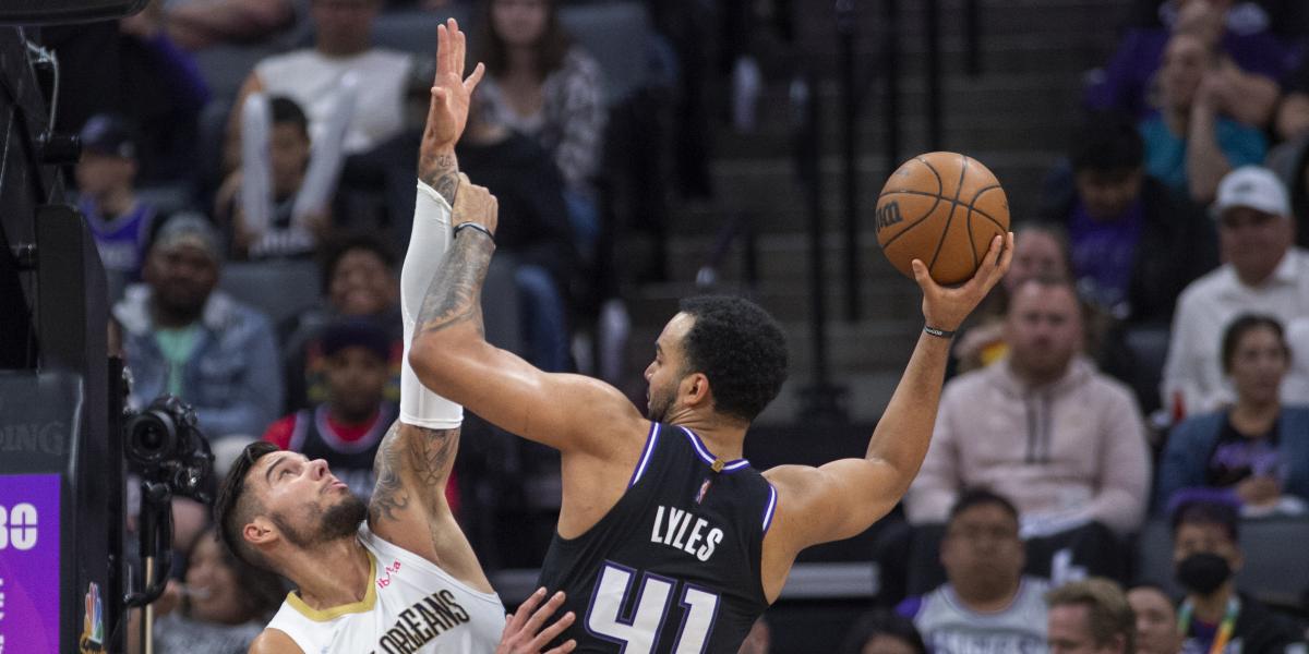 Willy celebra la clasificación para el play-in con doble-doble y titularidad