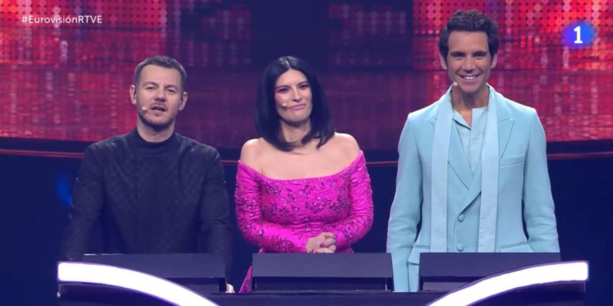 Laura Pausini suelta esta palabrota en medio de las votaciones por este motivo